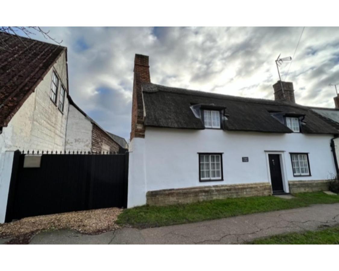 Two Storey Annex Cottenham Exterior foto